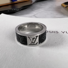 LV Rings